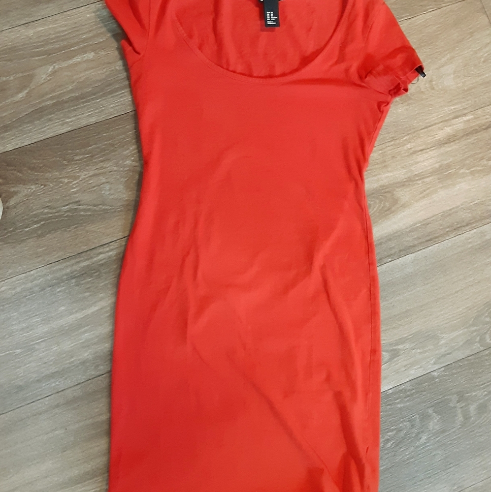 H&M Basic red dress